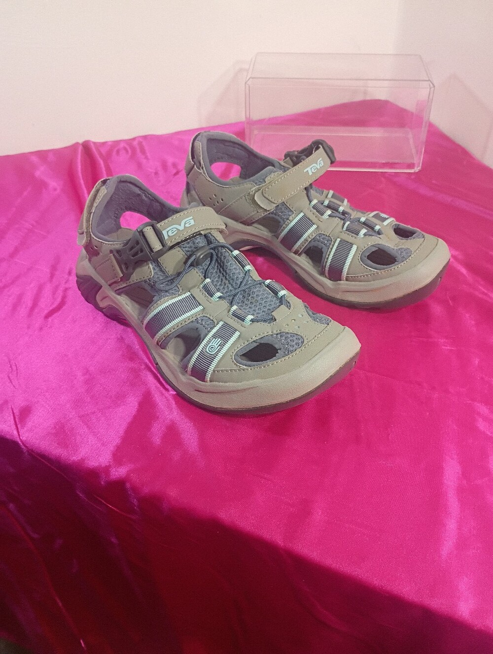 Teva Womens Size 9 Omnium Hybrid Waterproof Trail Hiking Sandals Gray Blue.